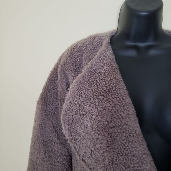 EXPRESS Women's Teddy Comfy Neutral Jacket Mocha Brown Large NEW Cabincozy - Picture 3 of 9